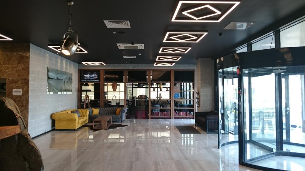 Livello Hotel Istanboel Buitenkant foto